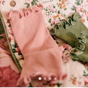 NWOT Sezane pink ruffle socks